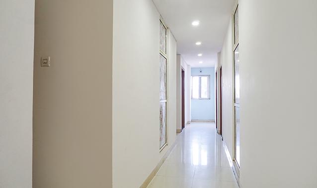 Lobby-corridor