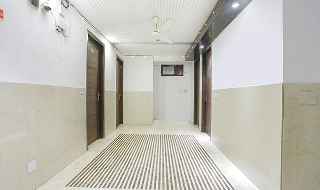 Lobby-corridor