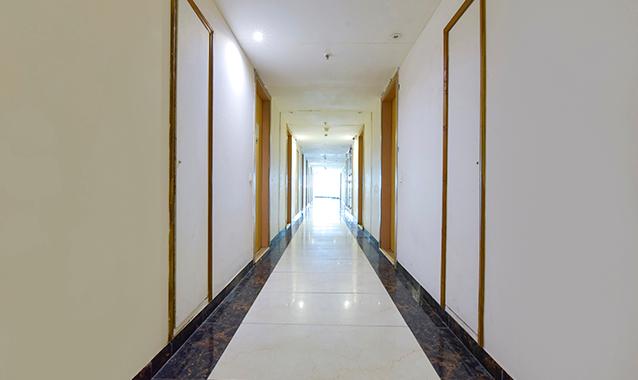 Lobby-corridor