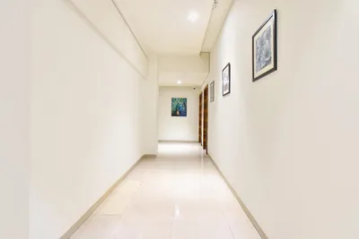 Lobby-corridor