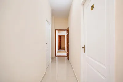 Lobby-corridor