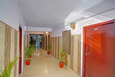 Lobby-corridor