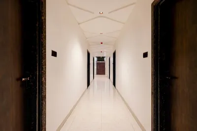 Lobby-corridor