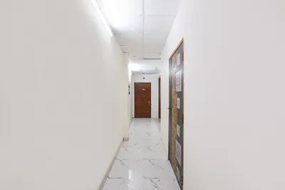Lobby-corridor