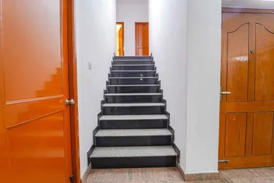 Lobby-corridor