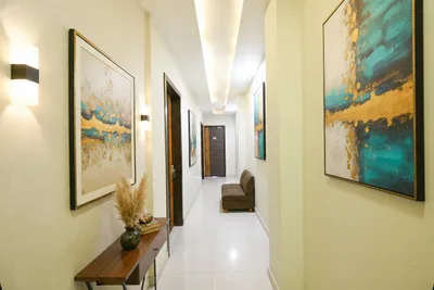 Lobby-corridor