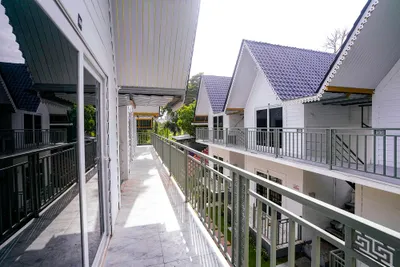 Lobby-corridor