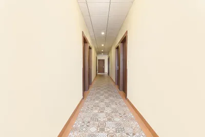 Lobby-corridor