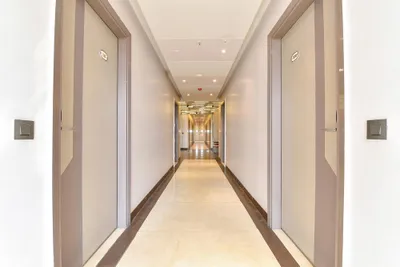 Lobby-corridor