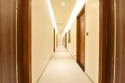 Lobby-corridor