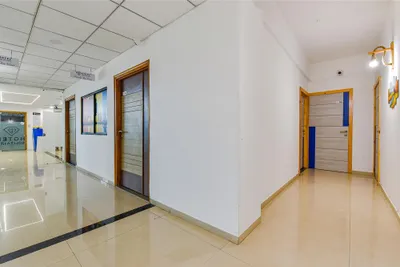 Lobby-corridor