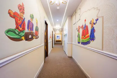 Lobby-corridor