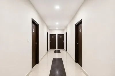Lobby-corridor