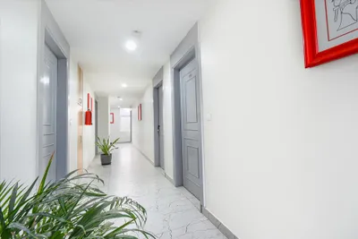 Lobby-corridor