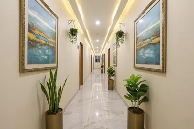 Lobby-corridor
