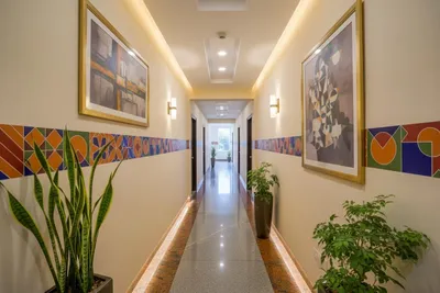 Lobby-corridor