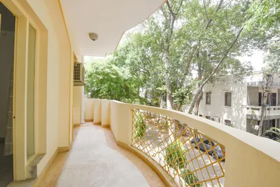 Lobby-corridor