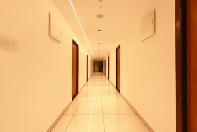 Lobby-corridor