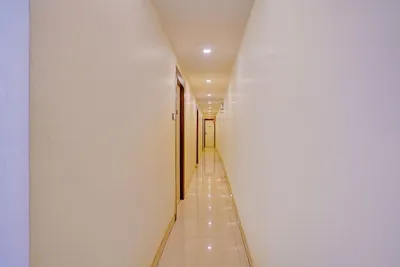 Lobby-corridor