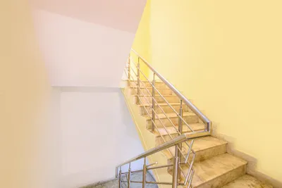 Lobby-corridor