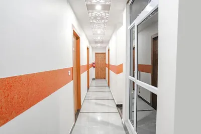Lobby-corridor
