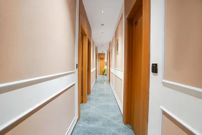 Lobby-corridor