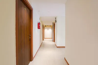 Lobby-corridor