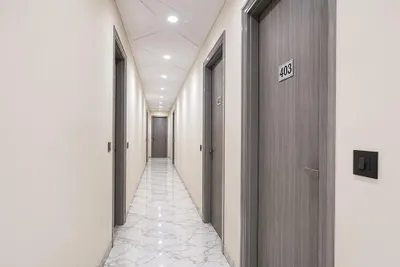 Lobby-corridor