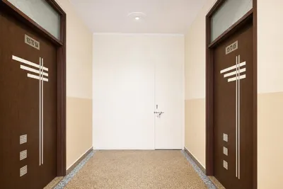 Lobby-corridor