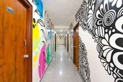 Lobby-corridor