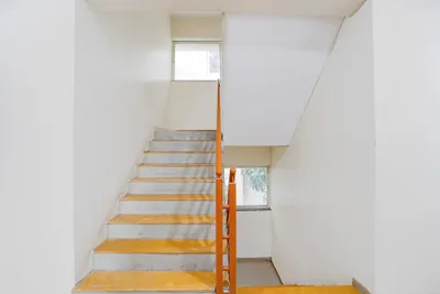 Lobby-corridor