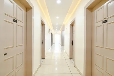 Lobby-corridor