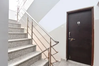 Lobby-corridor