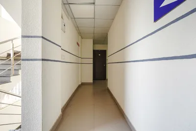 Lobby-corridor