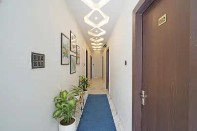 Lobby-corridor