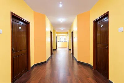 Lobby-corridor