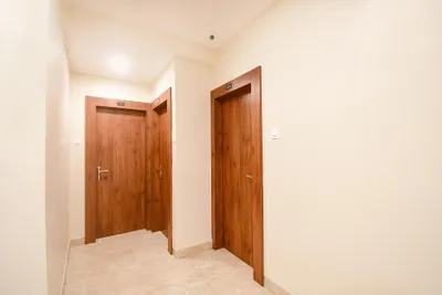 Lobby-corridor