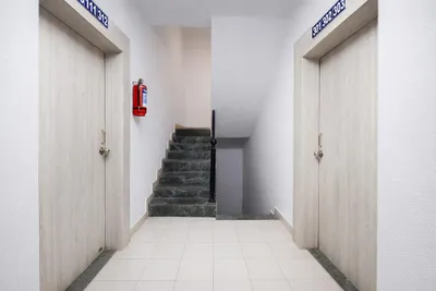 Lobby-corridor