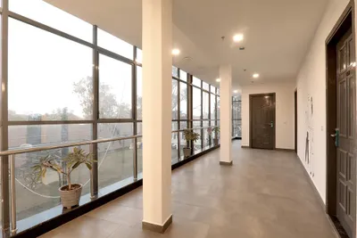 Lobby-corridor