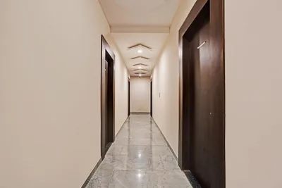 Lobby-corridor