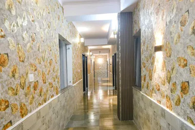 Lobby-corridor