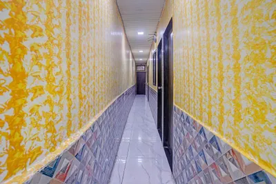 Lobby-corridor