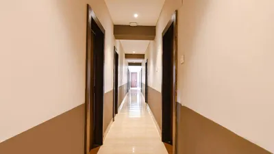 Lobby-corridor