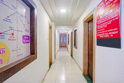 Lobby-corridor