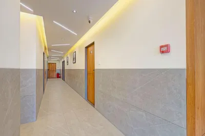 Lobby-corridor