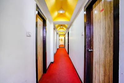 Lobby-corridor