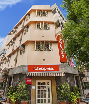 Hotels Near Consulate Of Thailand Kolkata Book Closest Hotels