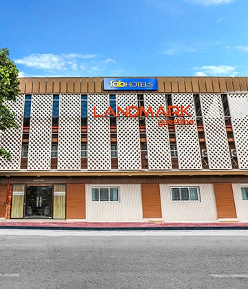 Hotels near Kharghar Railway Station, Mumbai: Book Hotels close to