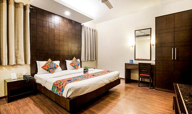 FabHotel Aashraye, Nehru Place, New Delhi: Reviews, Photos & Offers ...