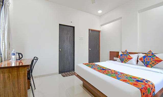 FabHotel Skylight Studio Rooms, Baner, Pune: Reviews, Photos & Offers ...